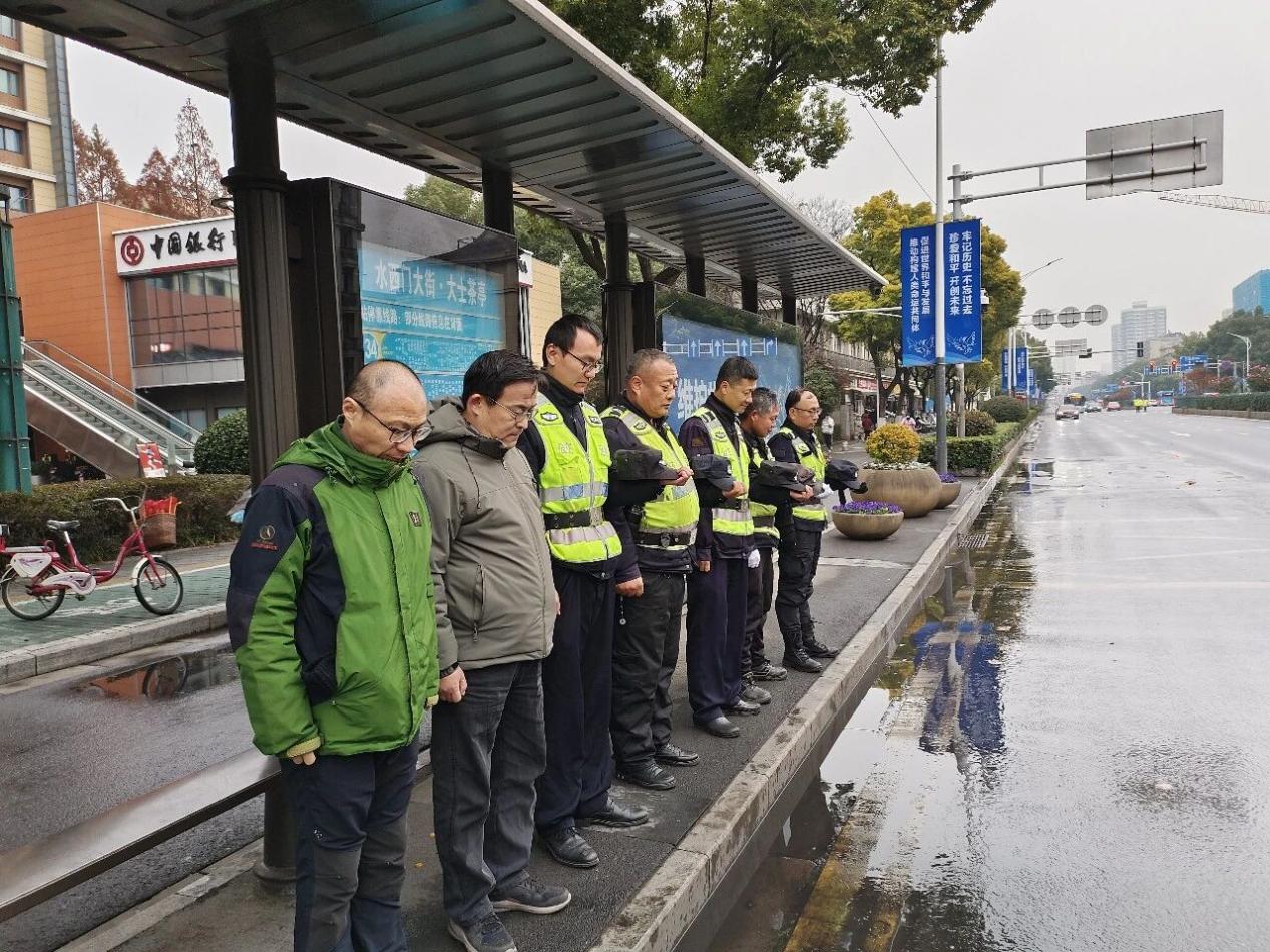 f941708edda71d96904eac0144af8239