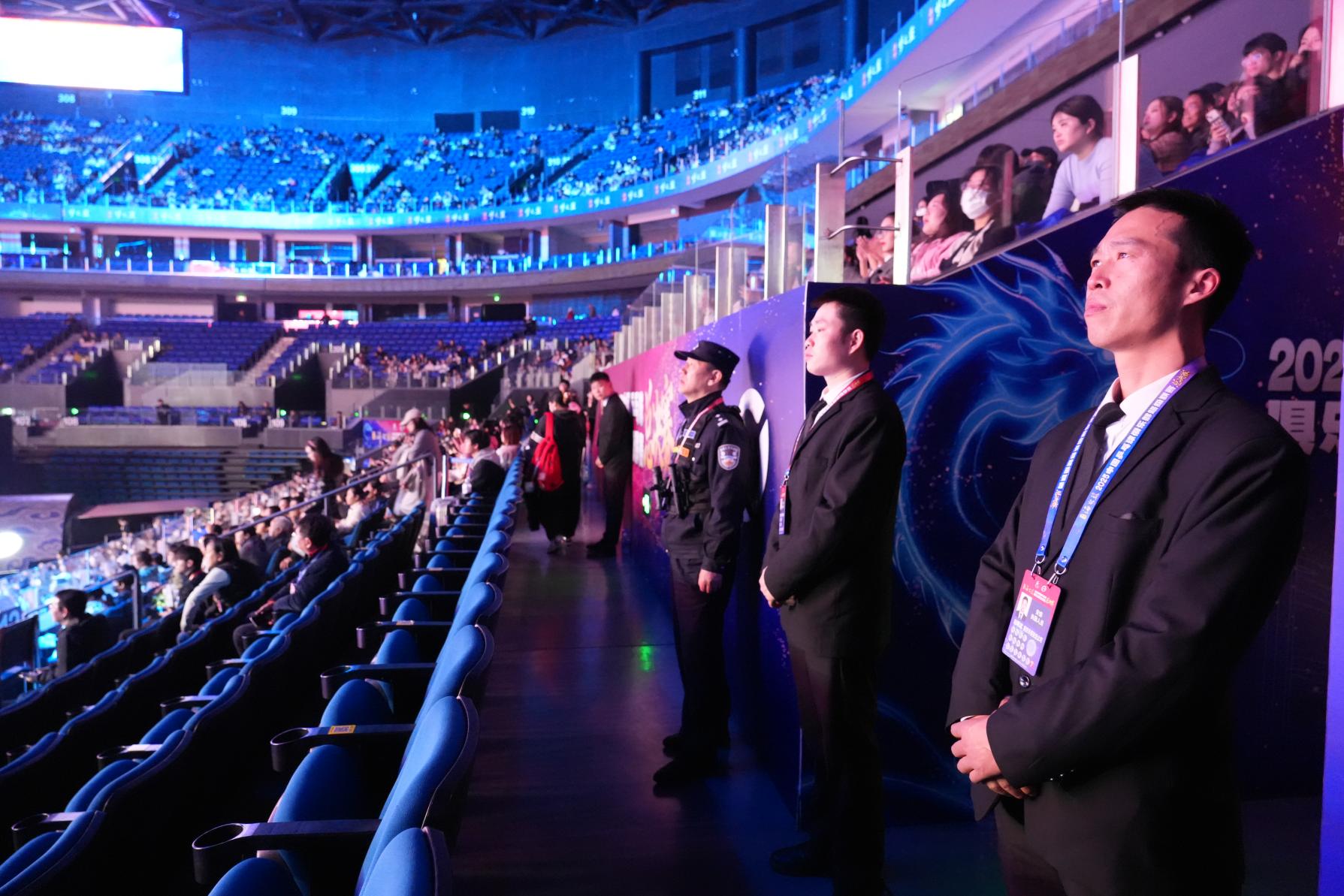 E:/25.12.10后 上傳網(wǎng)站留存/“安保鐵軍、硬核保障”2025系列報(bào)道四十一——乒超巔峰對決耀金陵 南京市保硬核護(hù)航筑平安/DSC06900.JPGDSC06900