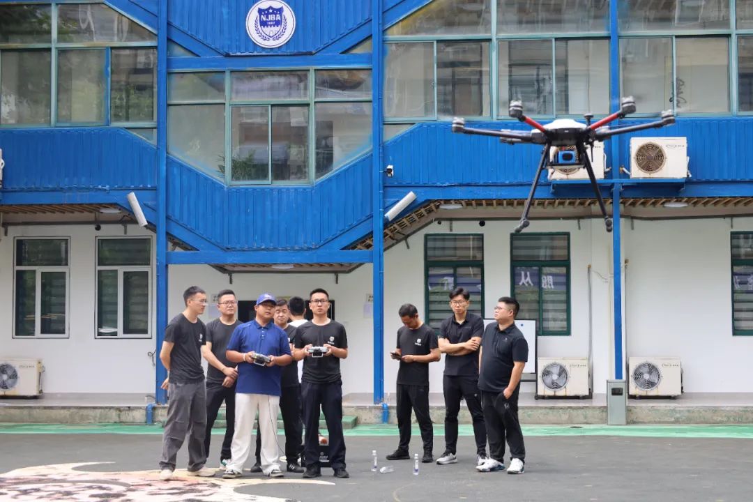 E:/25.12.10后 上傳網(wǎng)站留存/【回首2025】南京保安“五新”答卷迎接“十五五”/回首2025照片/08.jpg08