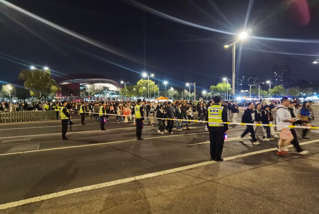 6ab8e1fcbd17493c6959427105e11e50_副本